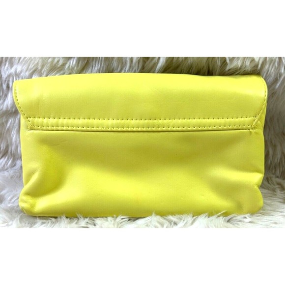 VICTORIA 'S SECRET YELLOW BEAUTY COSMETIC‎ BAG - Picture 5 of 5